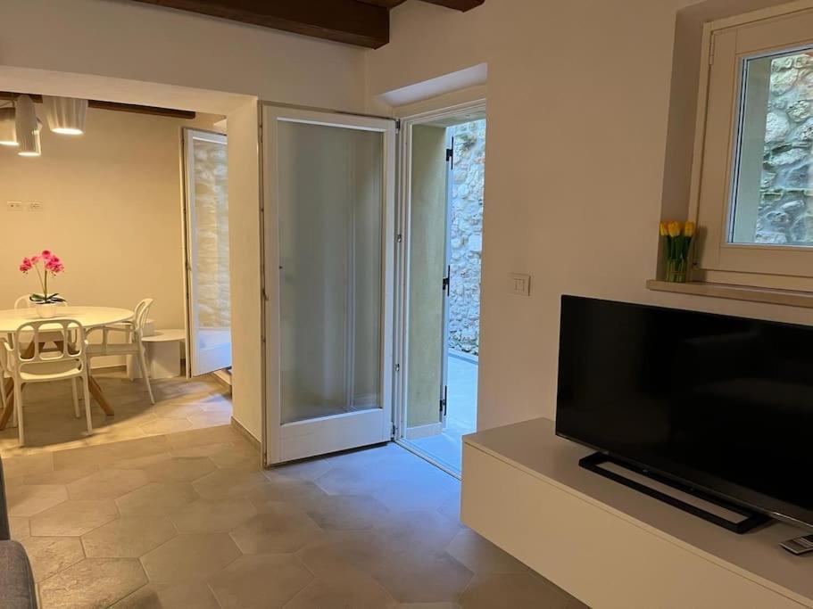 Appartamento Charme In Centro With Private Parking Ascoli Piceno Esterno foto