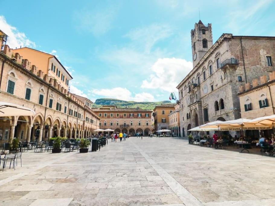 Appartamento Charme In Centro With Private Parking Ascoli Piceno Esterno foto