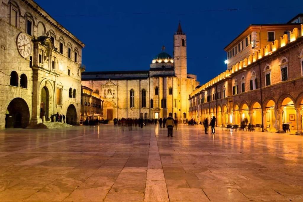 Appartamento Charme In Centro With Private Parking Ascoli Piceno Esterno foto