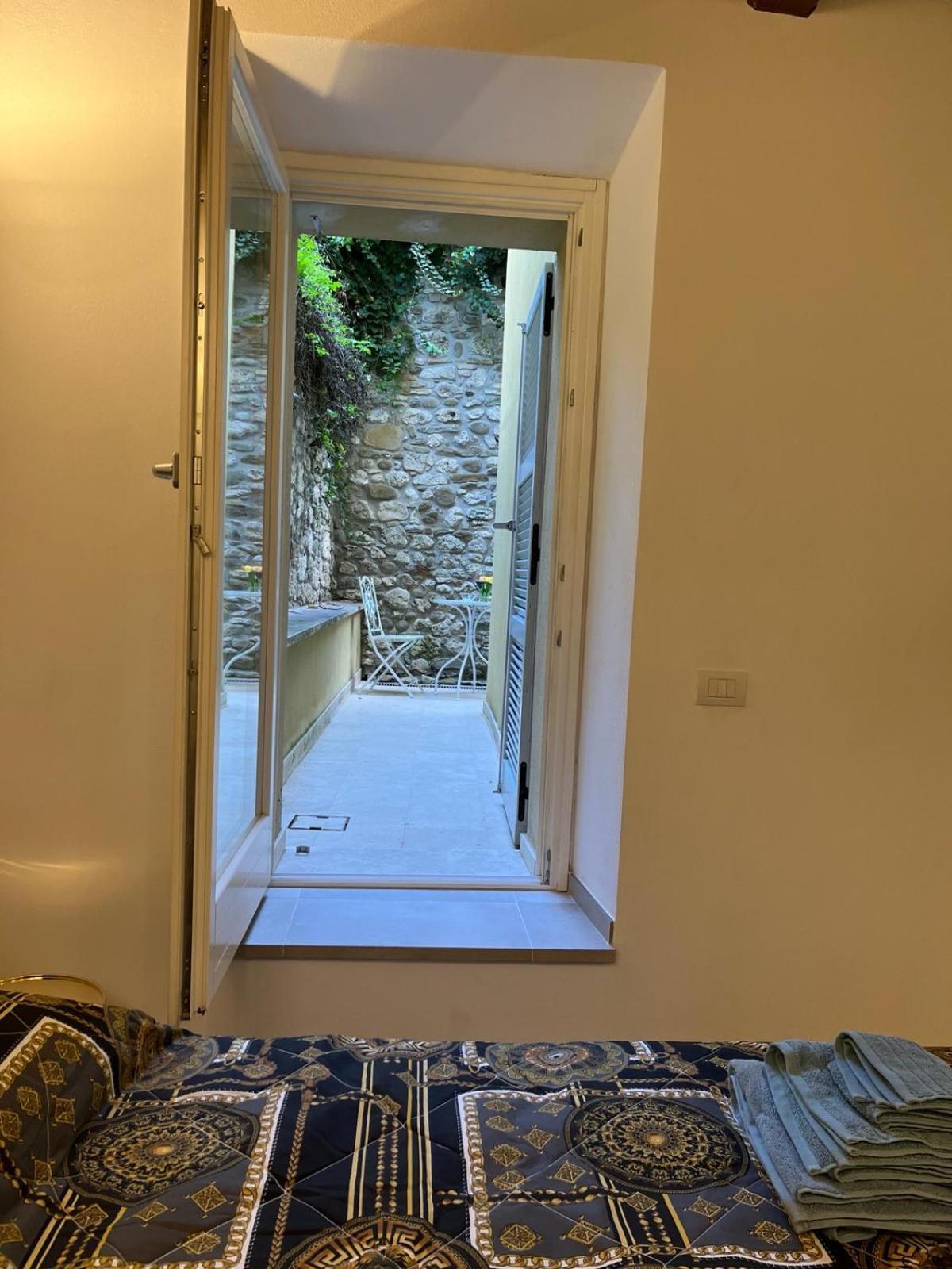 Appartamento Charme In Centro With Private Parking Ascoli Piceno Esterno foto