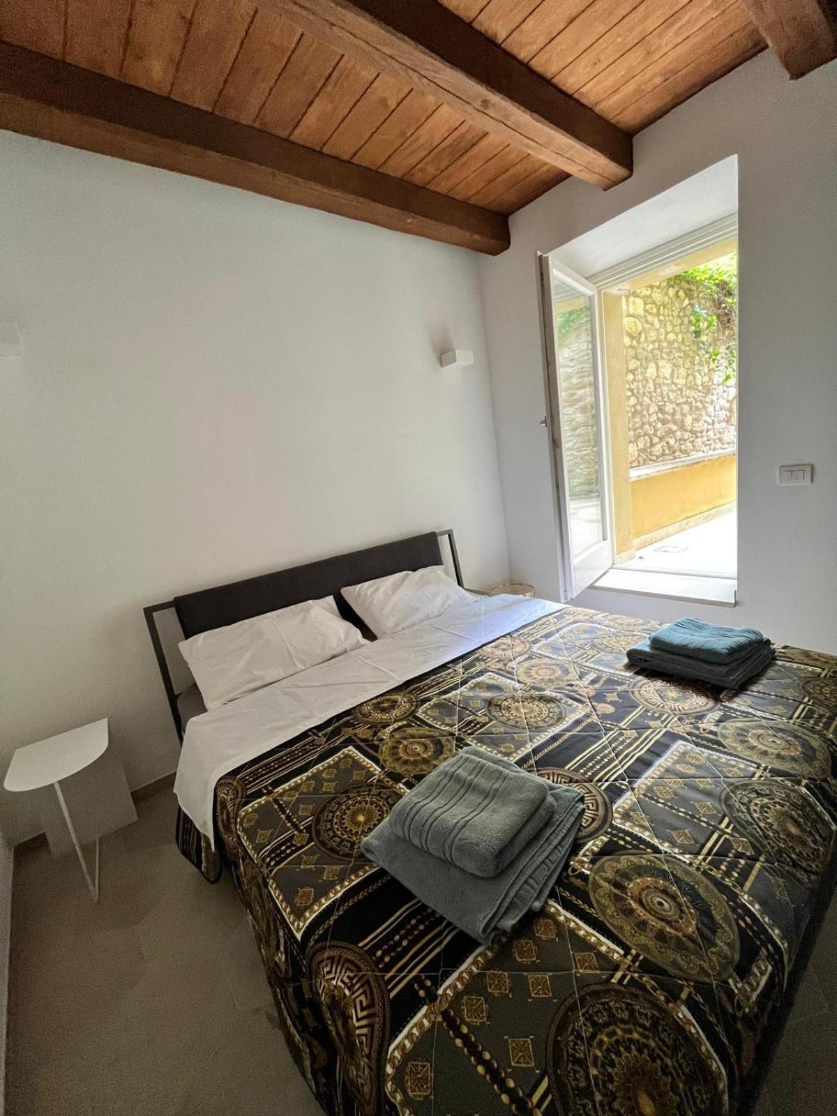 Appartamento Charme In Centro With Private Parking Ascoli Piceno Esterno foto