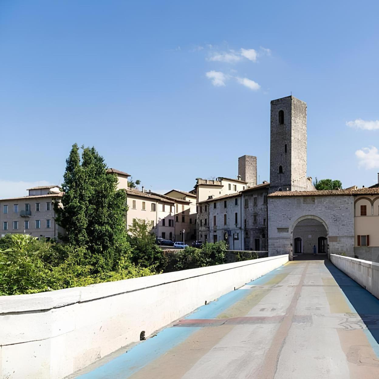 Appartamento Charme In Centro With Private Parking Ascoli Piceno Esterno foto